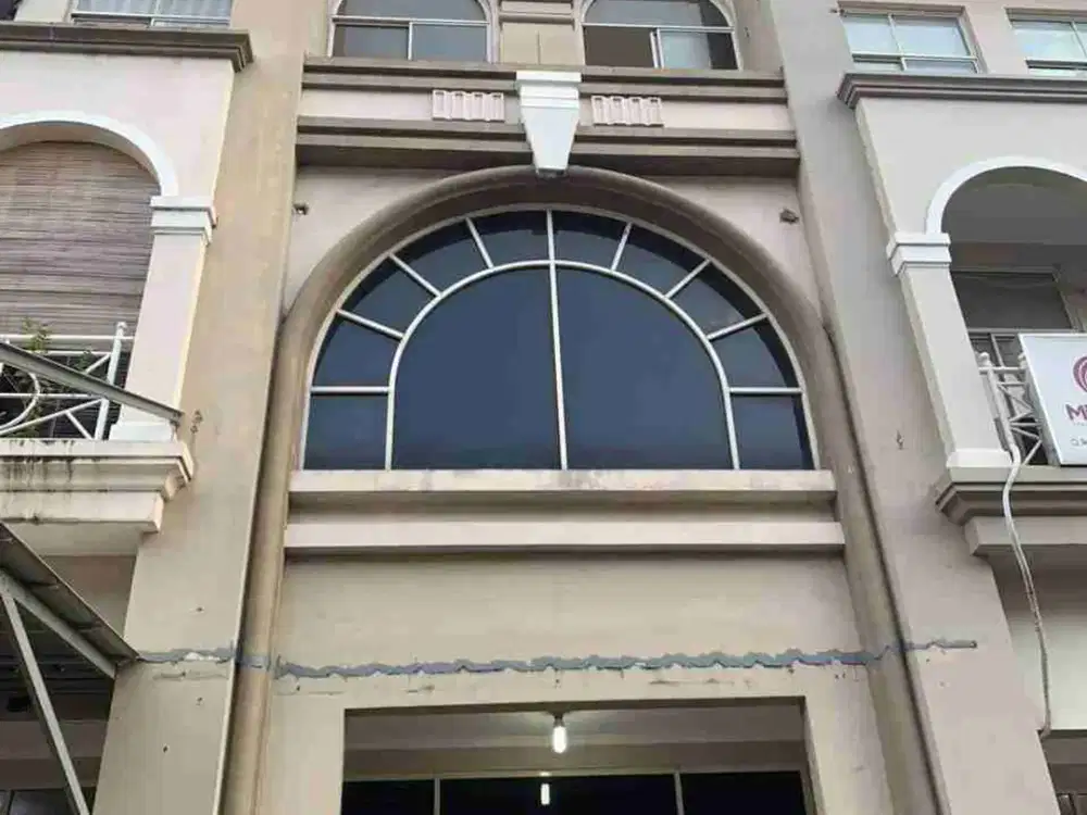 MURAH !! Ruko 5x12 Grand Galaxy City Bekasi Disewakan