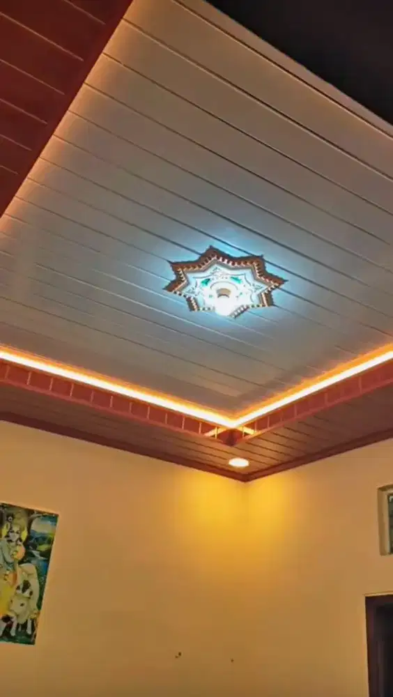 Pemasangan plafon PVC dan wpc