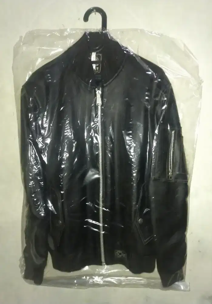 KENT Jaket Bomber Pilot Karlit (Semi Kulit) Black