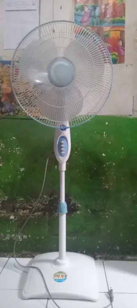 Kipas angin berdiri MIYAKO 16 inc