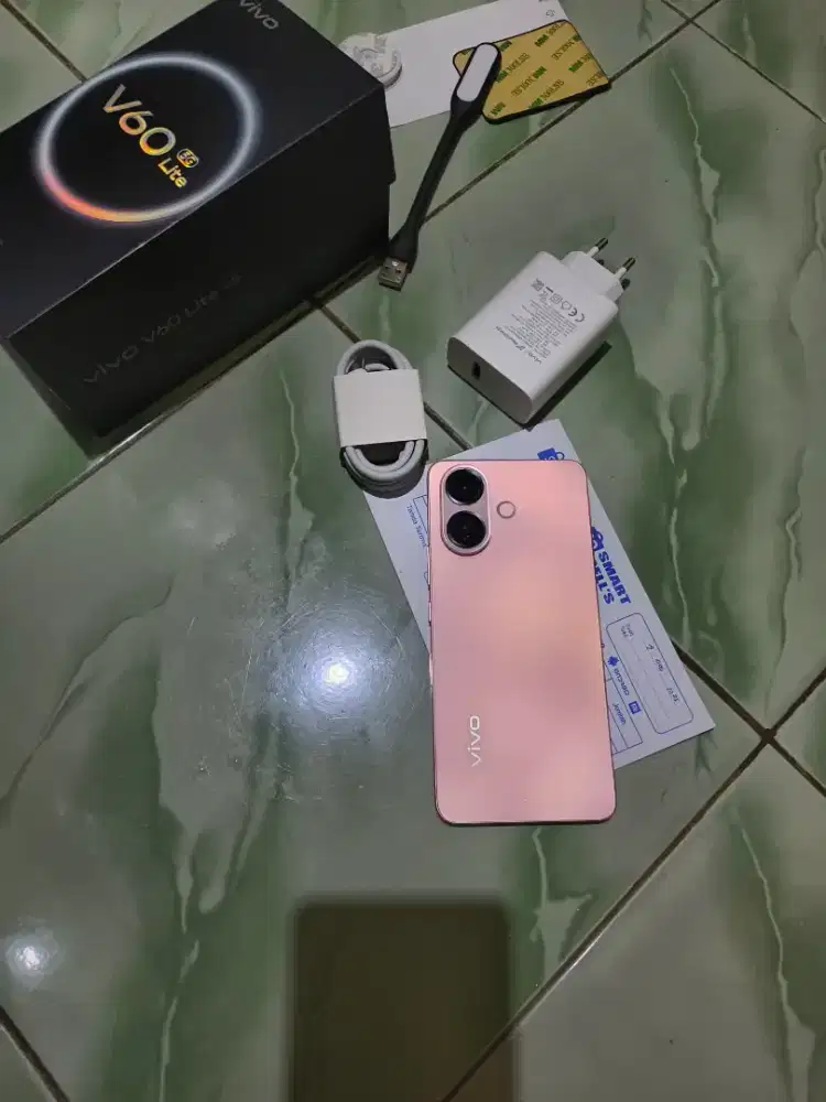 VIVO V60 LITE 5G 8/256 Like New