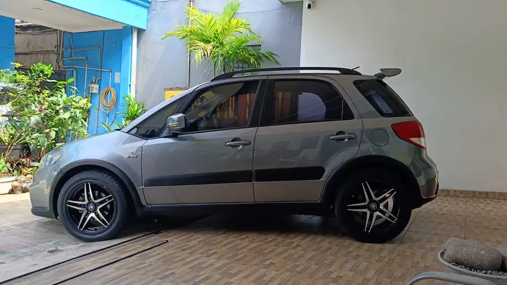 Suzuki SX4 RC1 2011 Bensin