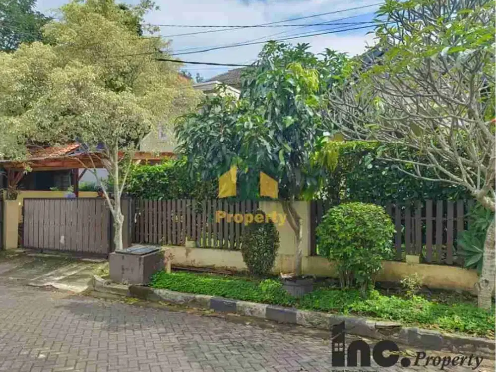 Dijual Rumah Lingkungan Asri di Setiabudhi Bandung