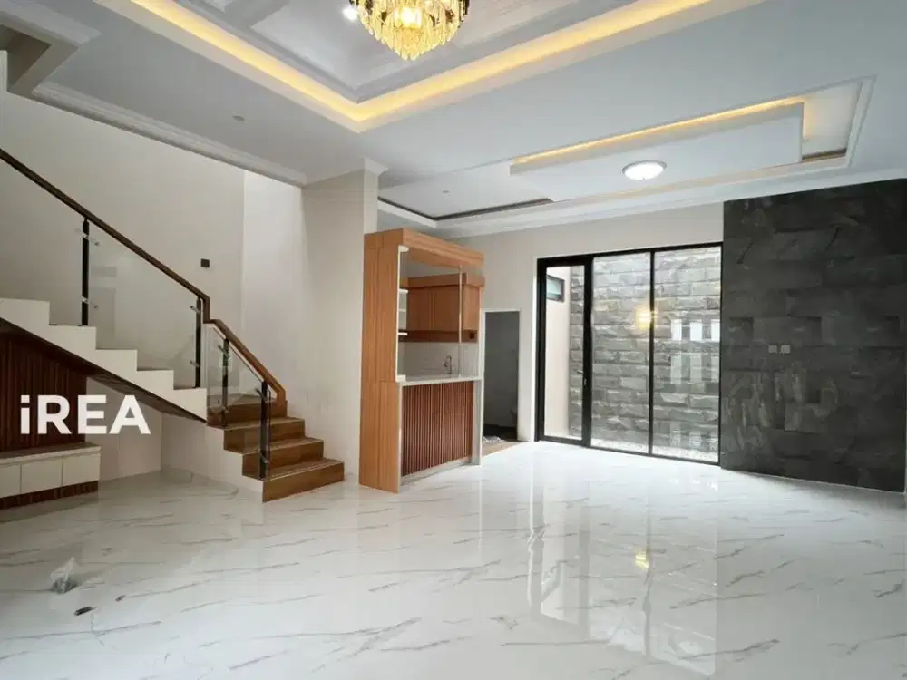 DIJUAL RUMAH BARU 2 LANTAI DI SOLO SUMBER DEKAT GRAHA SABA BUANA
