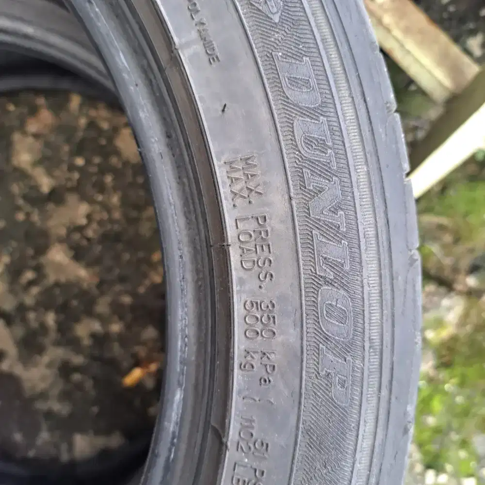 Ban mobil 195 50 16 dunlop ring16