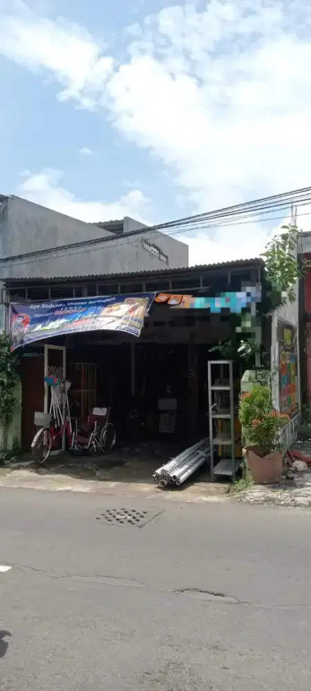 Rumah toko bangunan di karah dekat ketintang dan joyoboyo