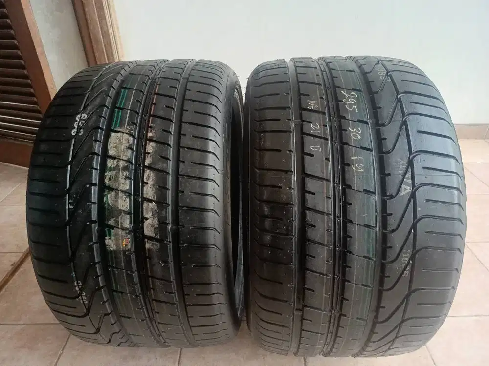 BAN Pirelli Pzero 295/30/ZR19 OLD STOK