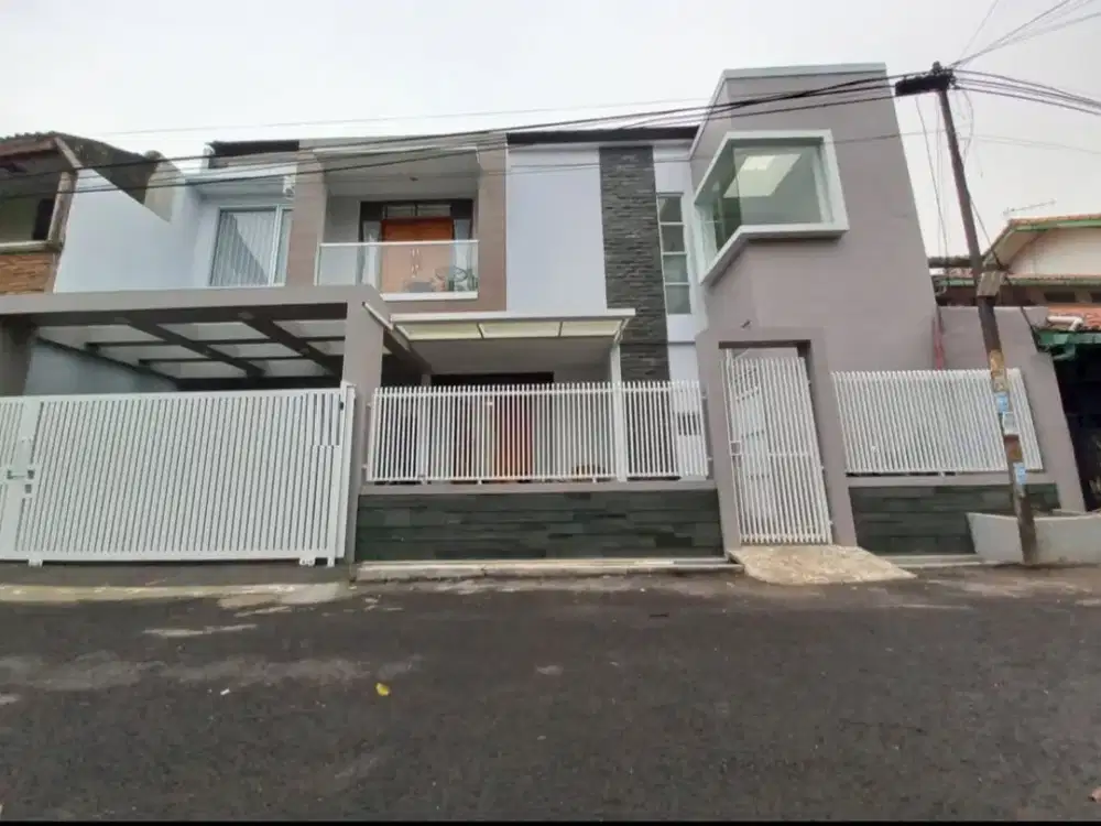 Rumah Minimalis Modern Semi Furnished Margahayu