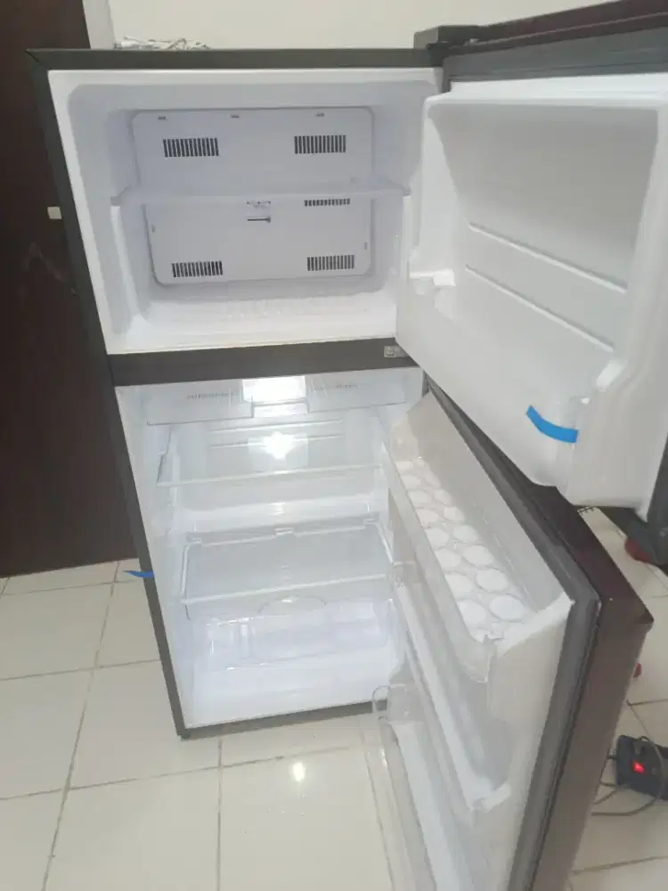 Jual kulkas merk sharp