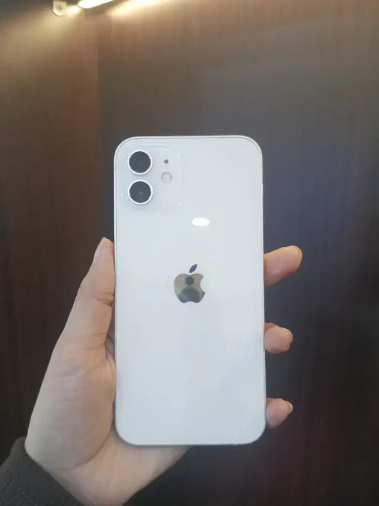 Iphone 12 64 white iBox