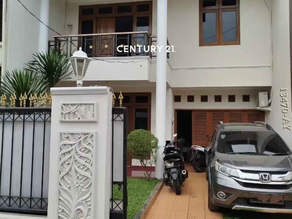 Rumah Bagus 2 Lantai Nyaman Asri  Lokasi Strategis Di Cireundeu