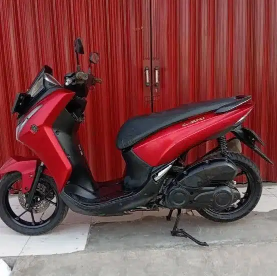 Yamaha lexi 2018 mesin mulus