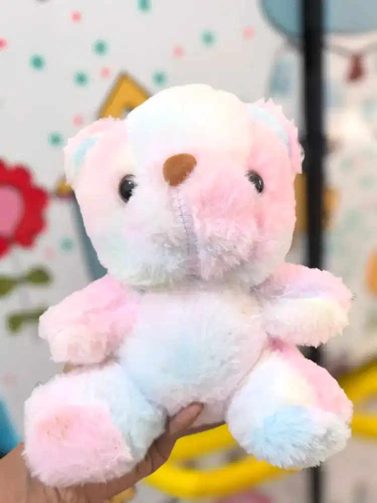 Boneka anak perempuan