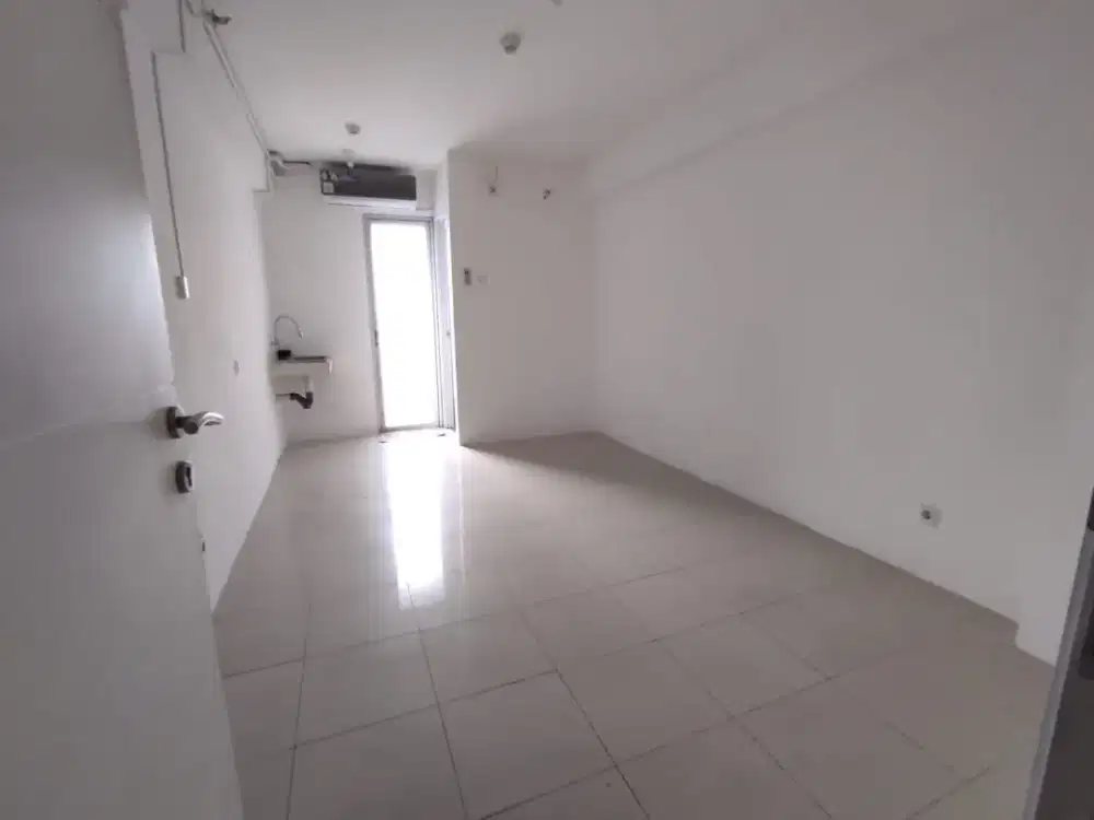 Disewakan 6 bln studio unfurnish bassura diatas mall free ipl