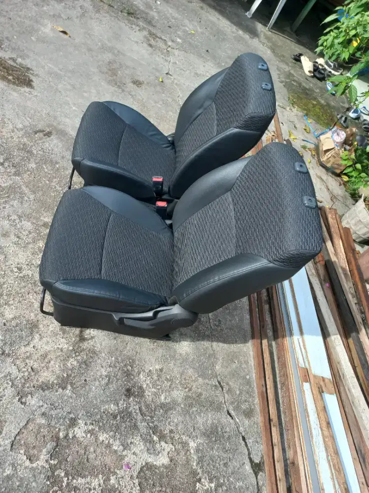 Jok copotan xl7 zeta tahun 2024