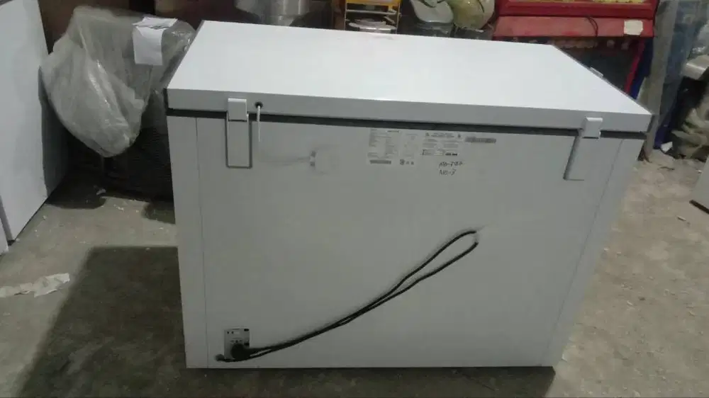 Gea AB-318-R Chest Freezer Pendingin Frozen Food Ice Cream (3)