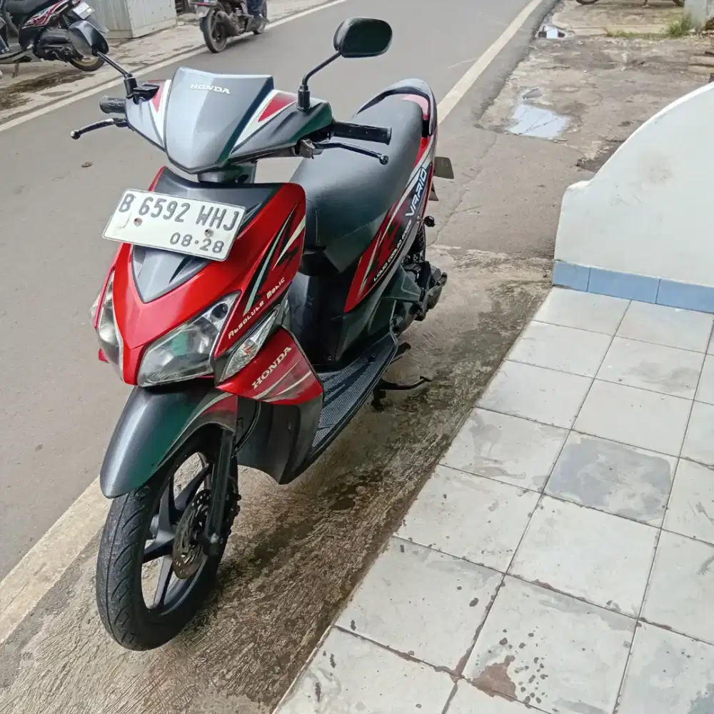 bimsillah jual motor vario karbu tahun 2012