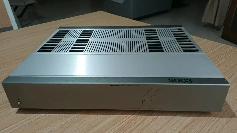 Power amplifier Tanbergh 3003 + Preamp 2002