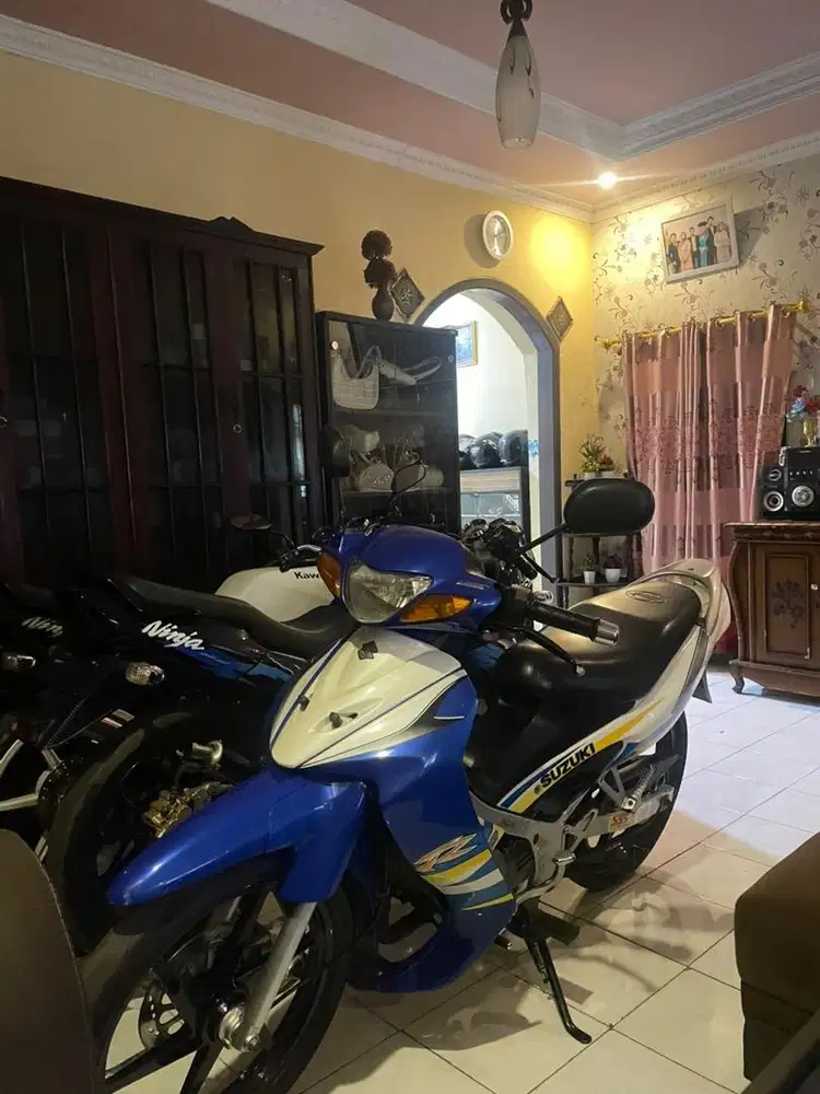 SATRIA HIU 2003 SS LENGKAP