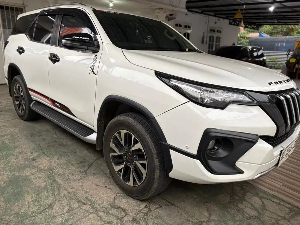 toyota fortuner vrz trd 2019