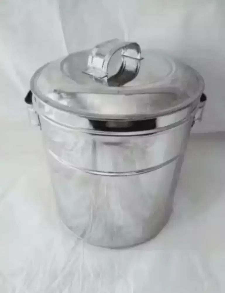 Dandang bekas jualan bakso keliling