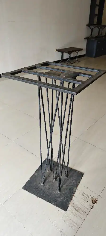 Rangka meja coffee shop