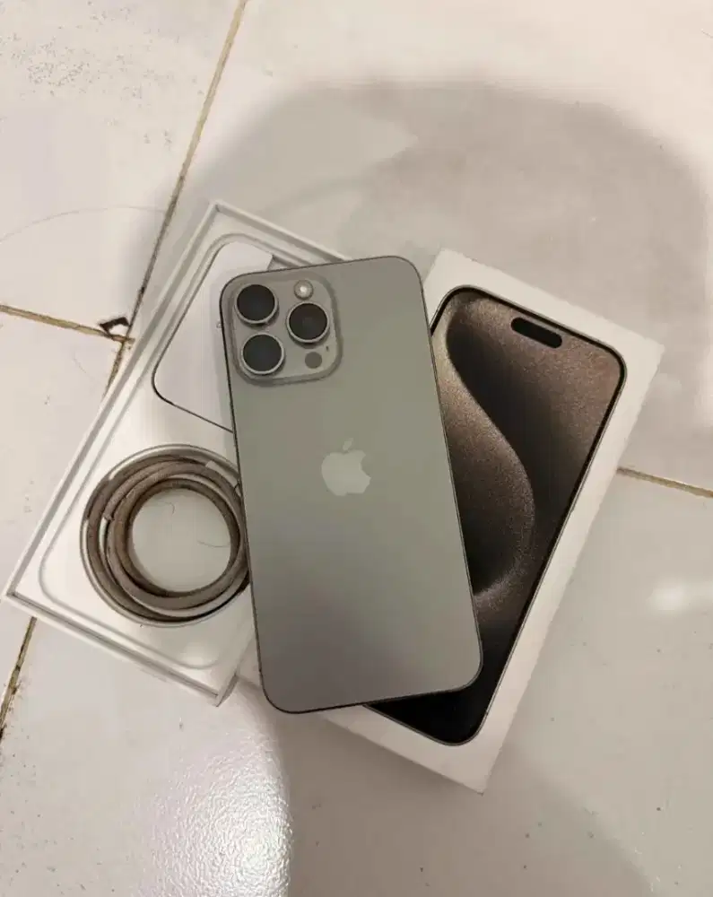 iPhone 15 promax 256 ibox