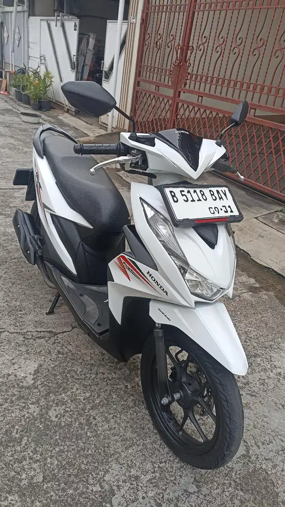 Honda beat LED tahun 2020.