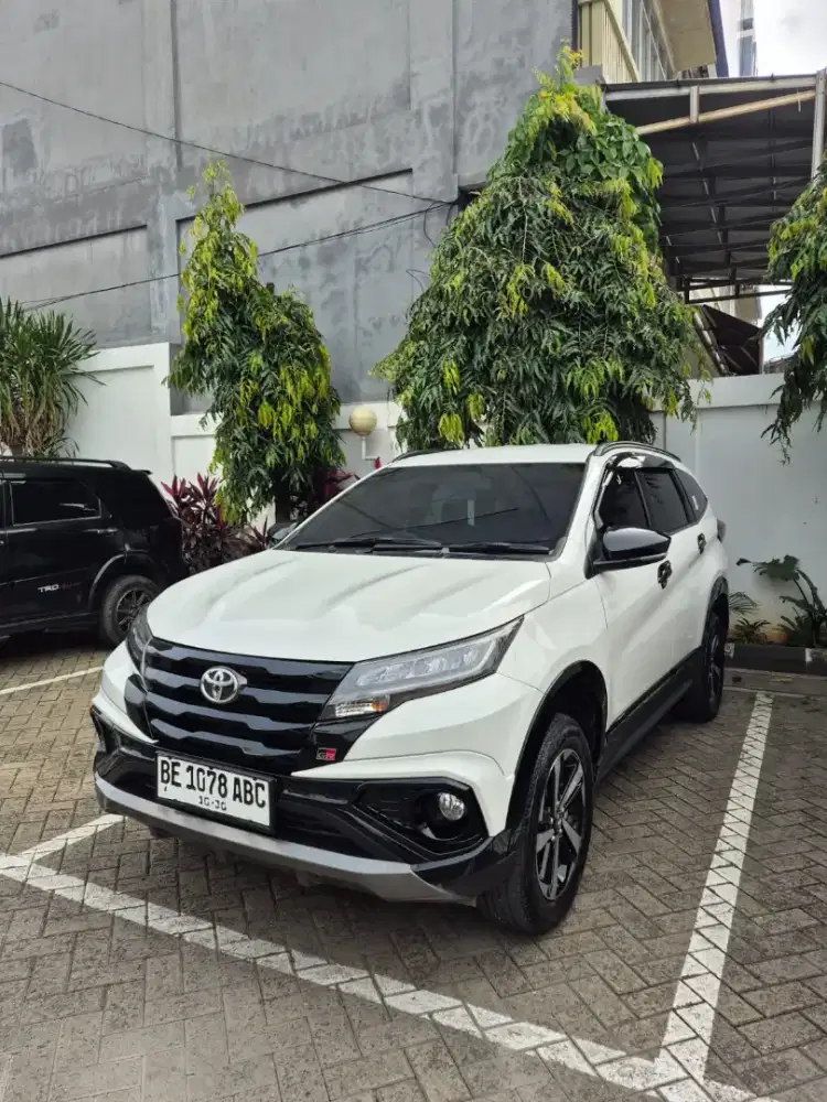 Rush GR 2025 facelift km 2rb perak.