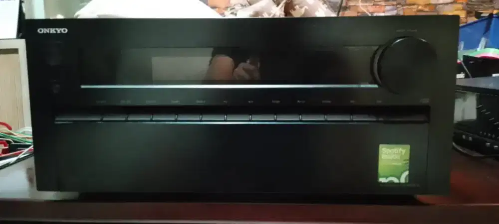 DIJUAL AMPLIFIER MERK ONKYO