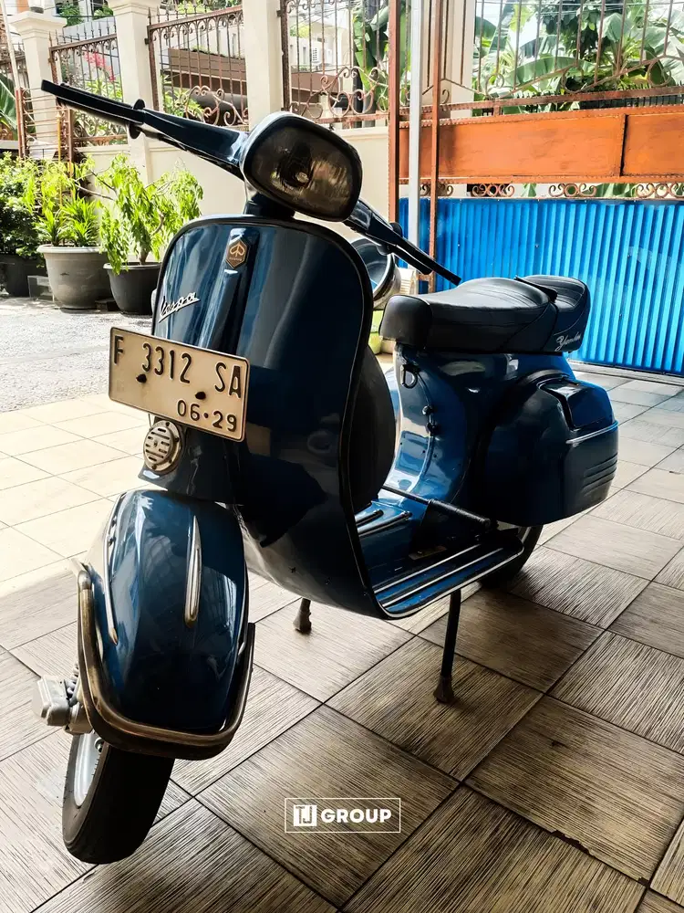 FOR SALE!! Vespa 1975