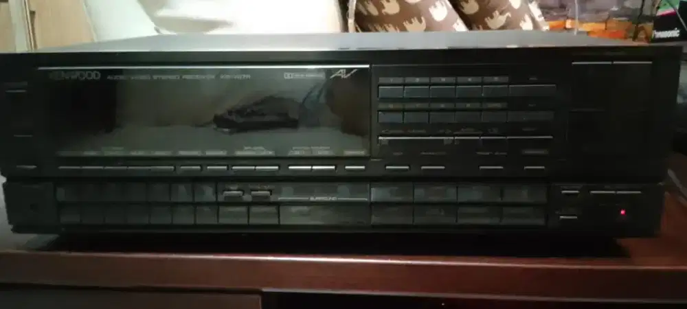 DIJUAL AMPLIFIER MERK KENWOOD