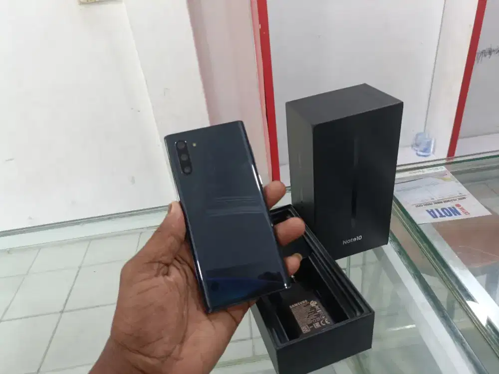 Samsung Note 10 8/256 mlus lengkap