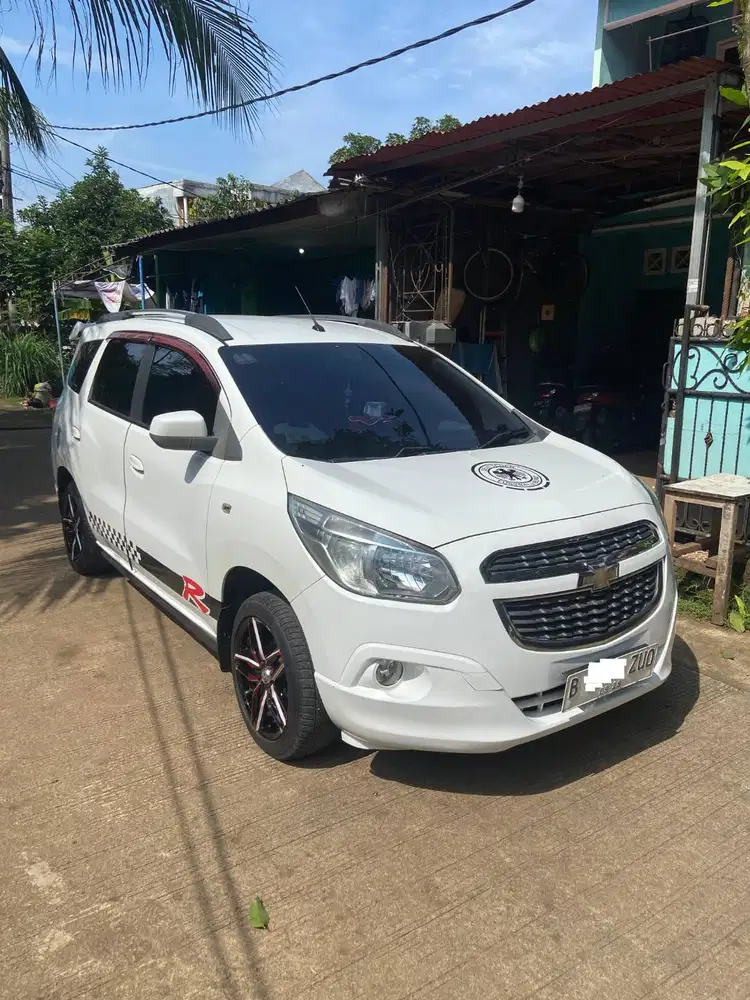 Di Jual Chevrolet Spin LTZ 1.5 2013 (Manual)