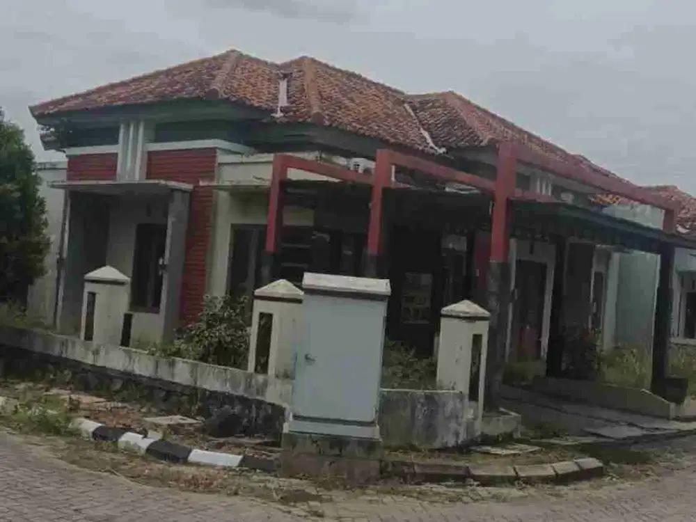 Rumah Komplek GMP Grha Madu Pesona Tanjung Senang Bandar Lampung