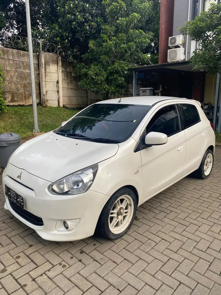 Mitsubishi Mirage 2012 Bensin