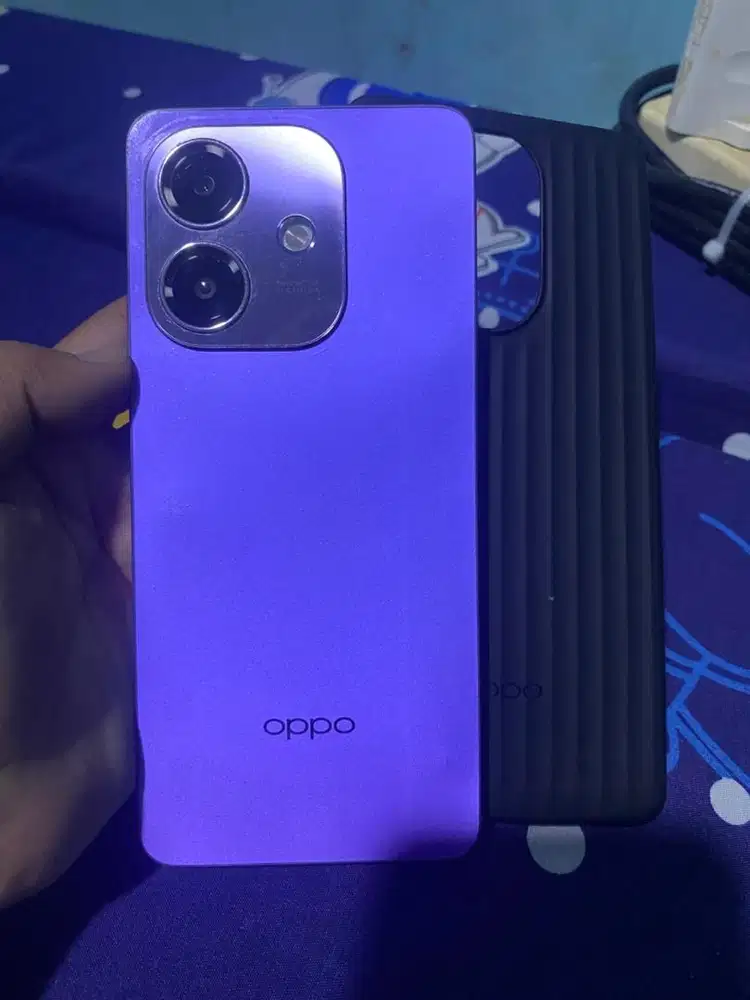 Oppo A3 8/128 ungu