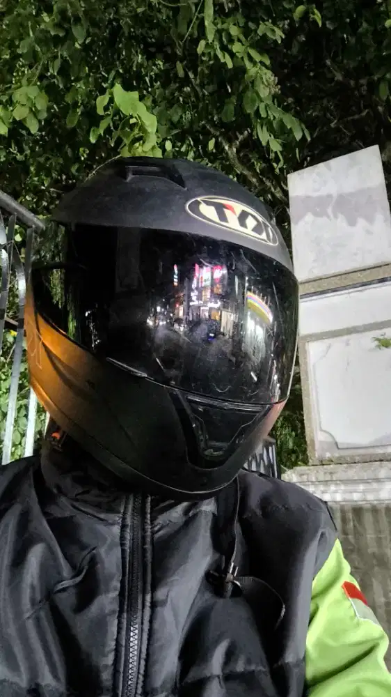 Helm KYT R10 Second