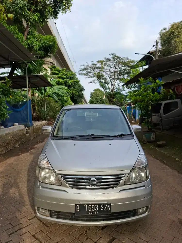 Nissan Serena 2012 Bensin