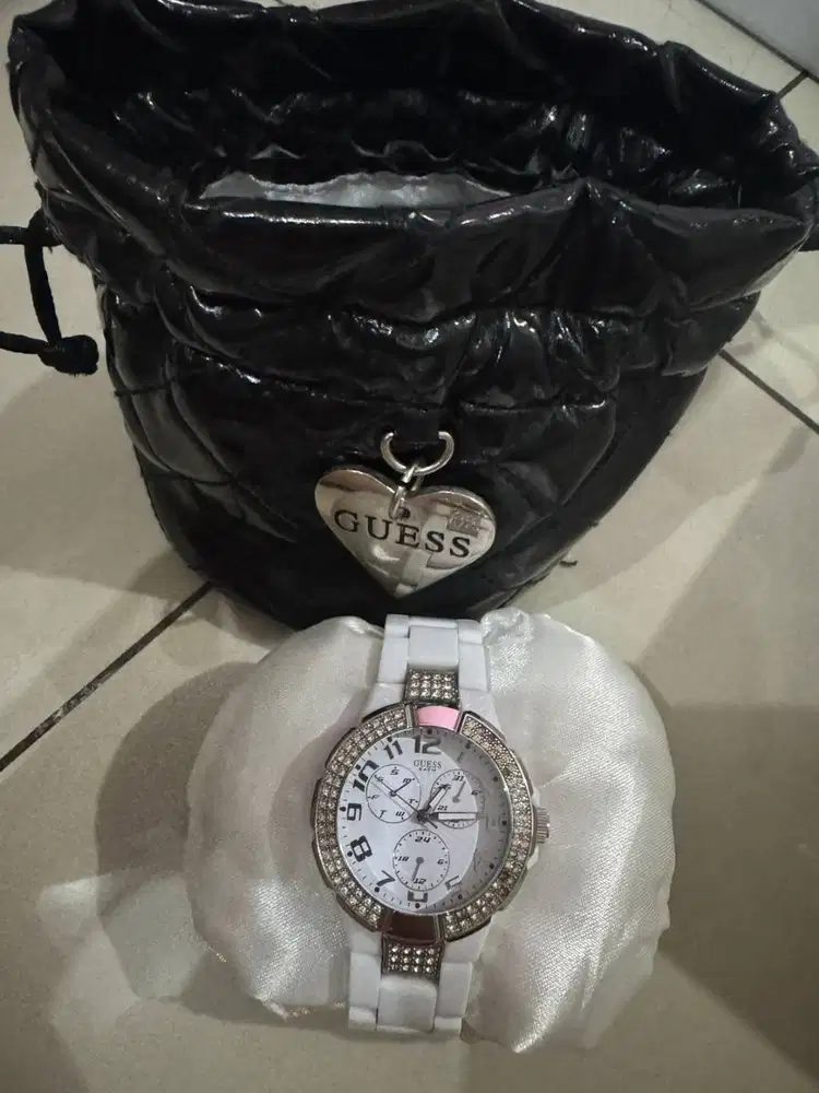 Preloved Guess Ceramic