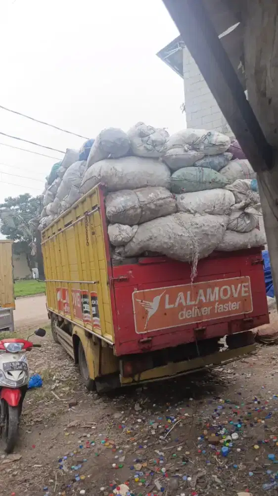 Plastik waste sourcing specialist