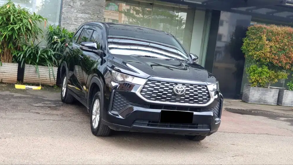 Toyota Zenix 2.0 G Non Hybrid CVT AT Bensin 2024/2025