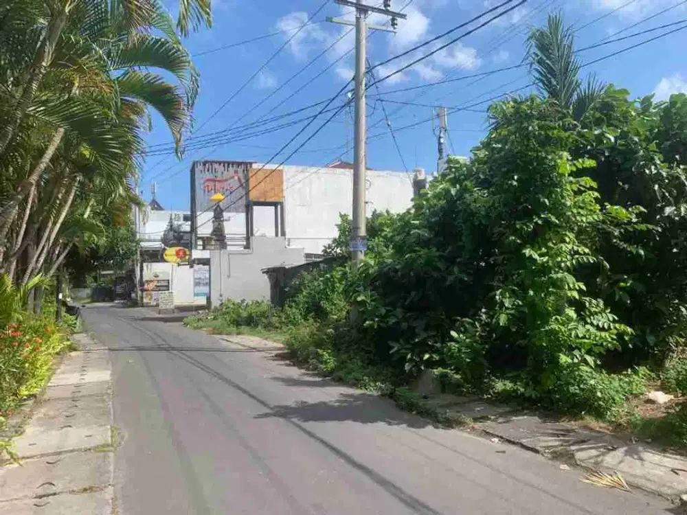 tanah premium jalan cendrawasih Seminyak bali