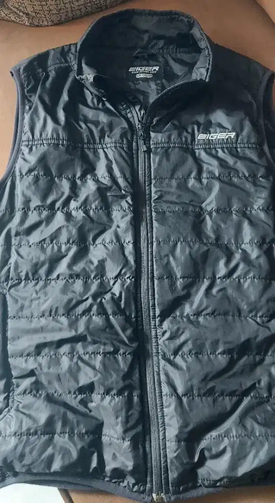 Vest/Rompi Eiger Origunal mulus dr baru