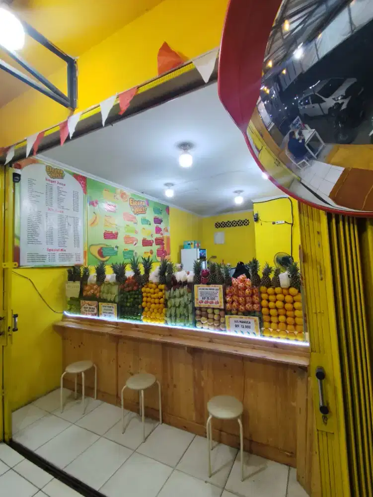 DICARI CEPAT CREW OUTLET JUS BEKASI UTARA