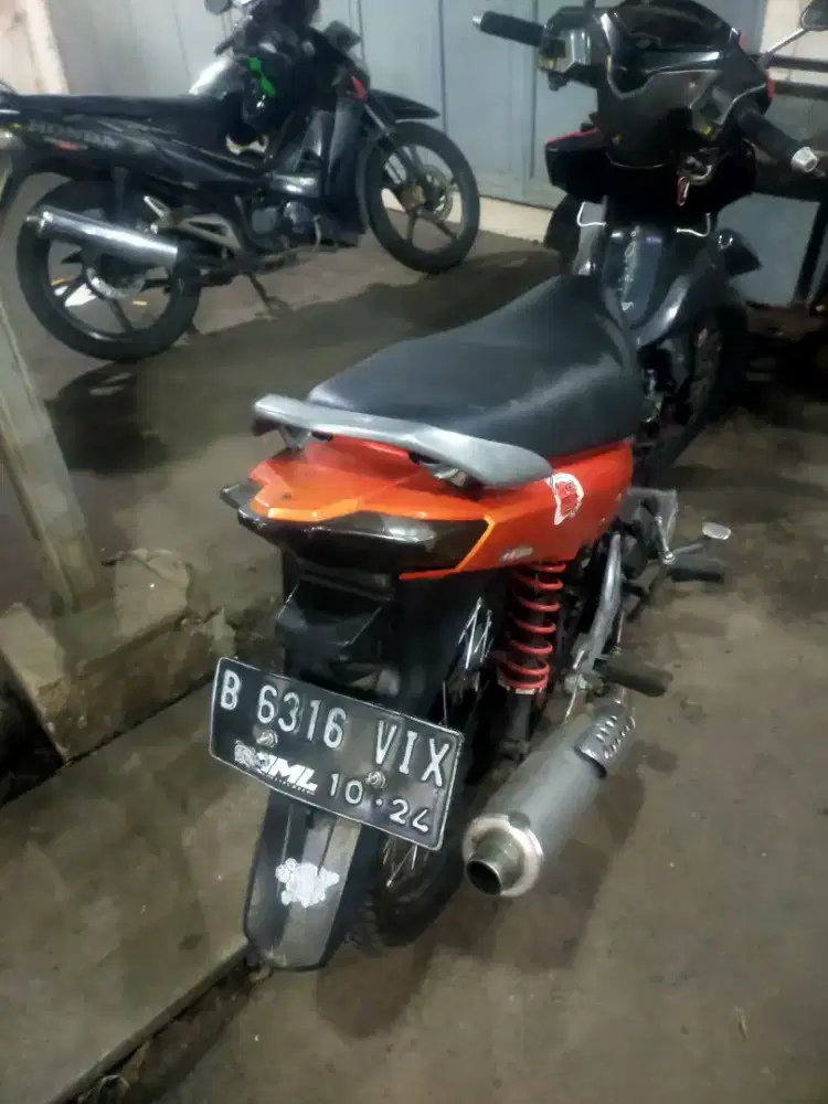 Suzuki Shogun sp robot th 2007