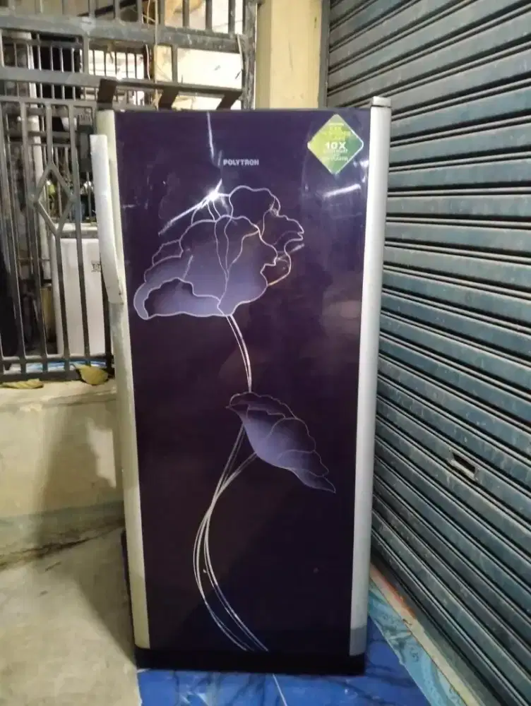 Jual kulkas polytron balezza tempreglass rak ga mudah pecah.siap pakai