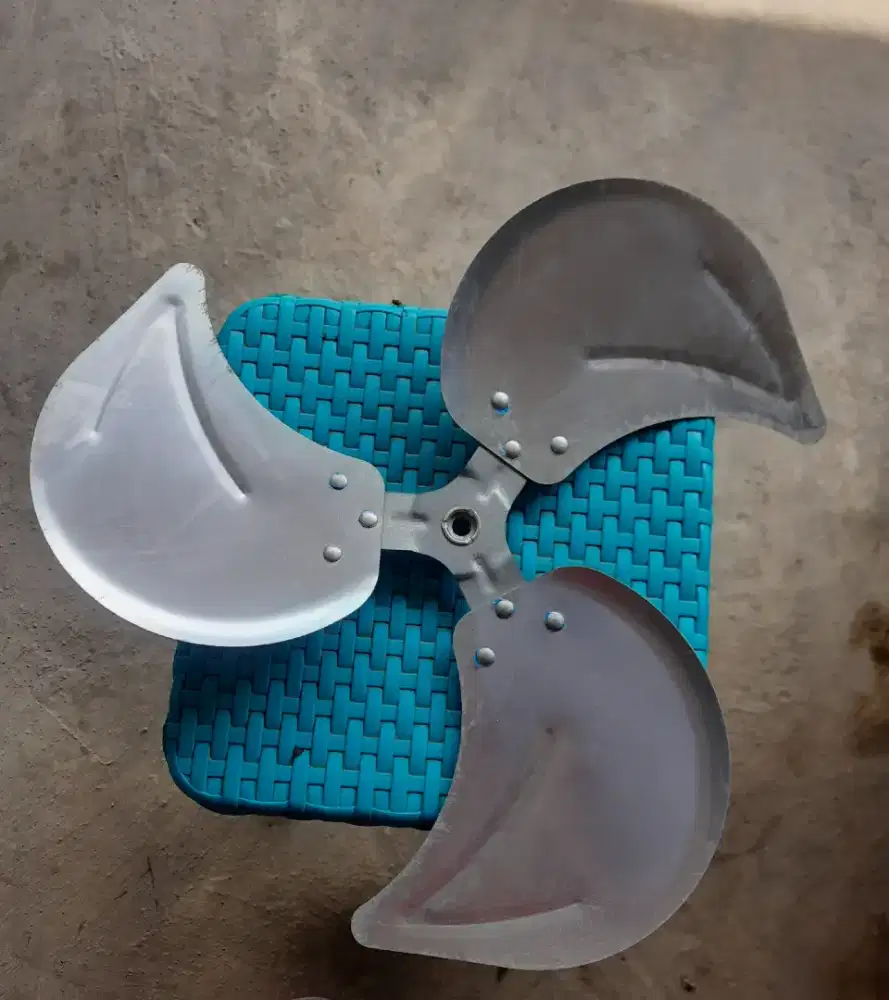 BALING BALING KIPAS ANGIN 18 Inch