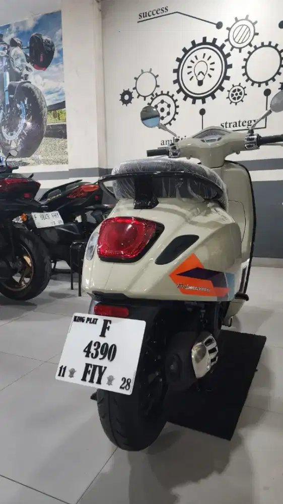 VESPA PRIMAVERA S 150 ABS I GET TAHUN 2023(PUTRA TUNGGAL MOTOR