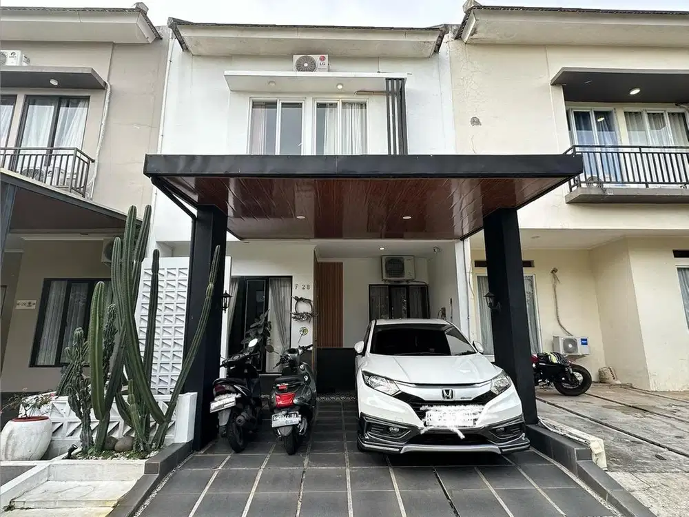 Dijual rumah strategis